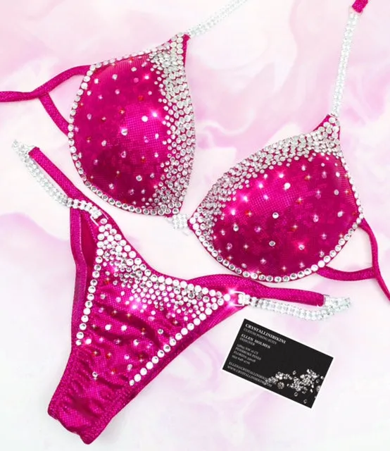 Outlined underwire competition bikini