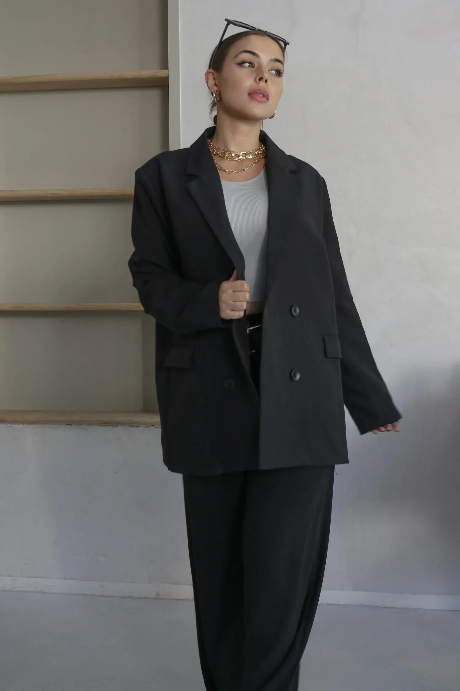 'Rhodes' Woven Oversized Double Breasted Blazer in Black