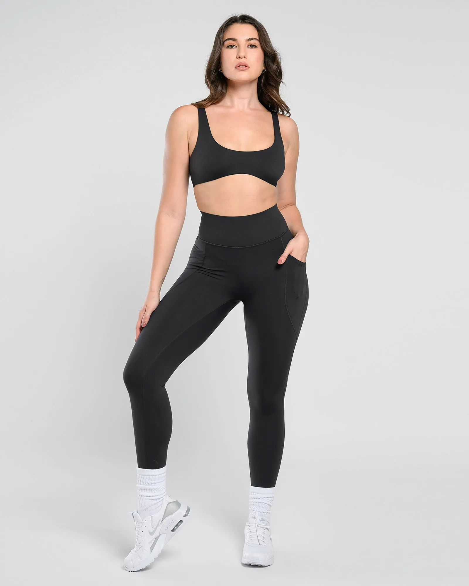 Ultimate Contour Bra & 8-in-1 Happy Butt Solution Leggings Set