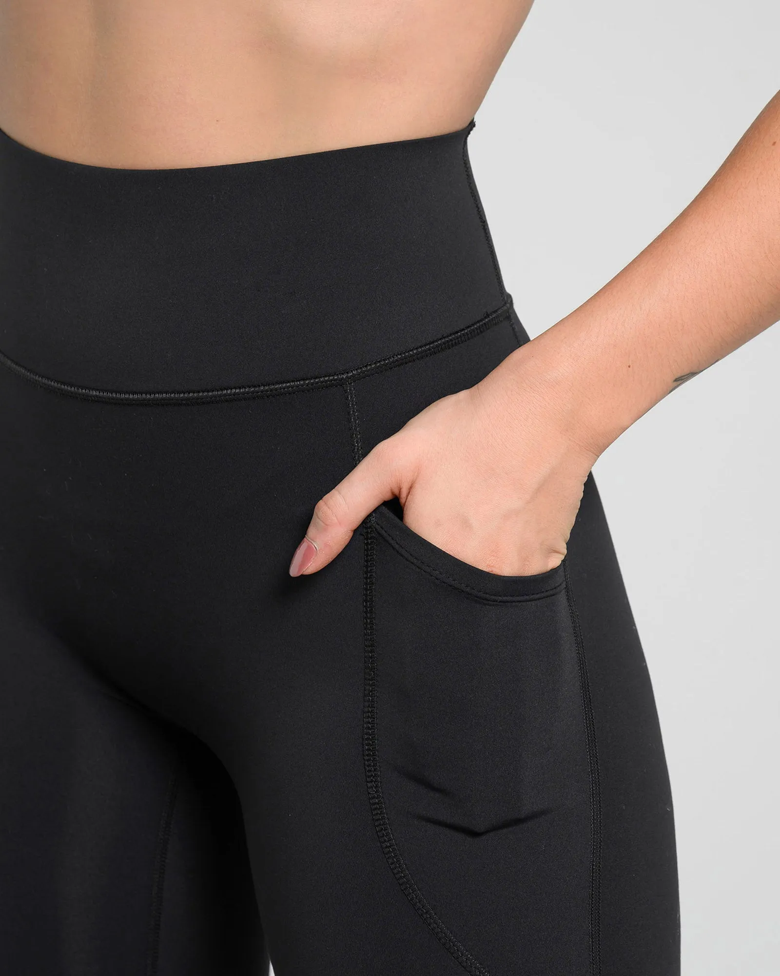 Ultimate Contour Bra & 8-in-1 Happy Butt Solution Leggings Set
